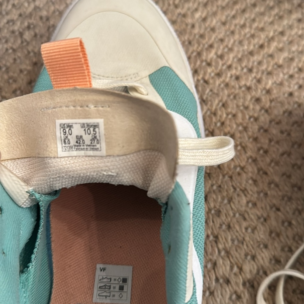 VANS UltraRange Exo Mens 9 Womens 10.5 Turtledove Dusty Jade Green. New no box - Picture 6 of 6
